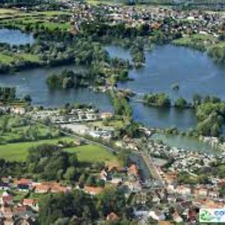 Chez Bernard Apartment Ardres Bagian luar foto